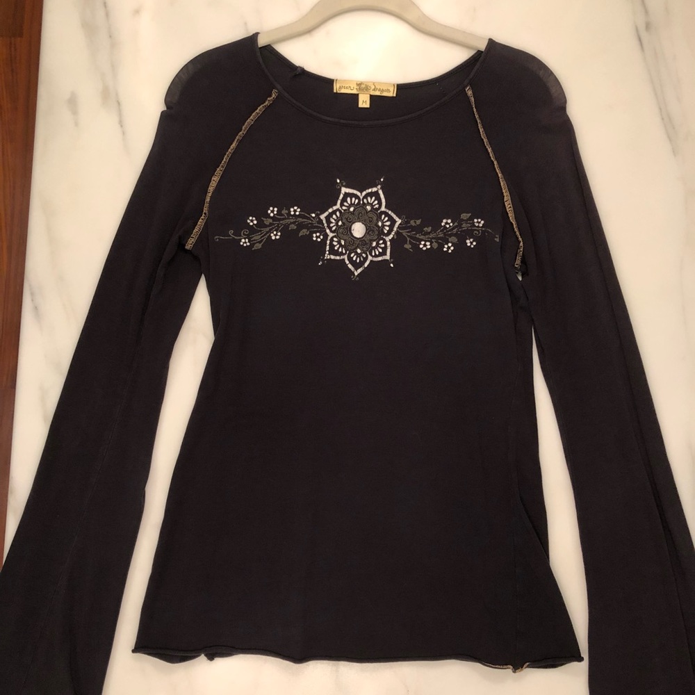 Super soft black yoga long sleeve T-shirt